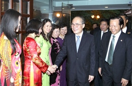 Chủ tịch Quốc hội Nguyễn Sinh Hùng thăm chính thức Hàn Quốc
